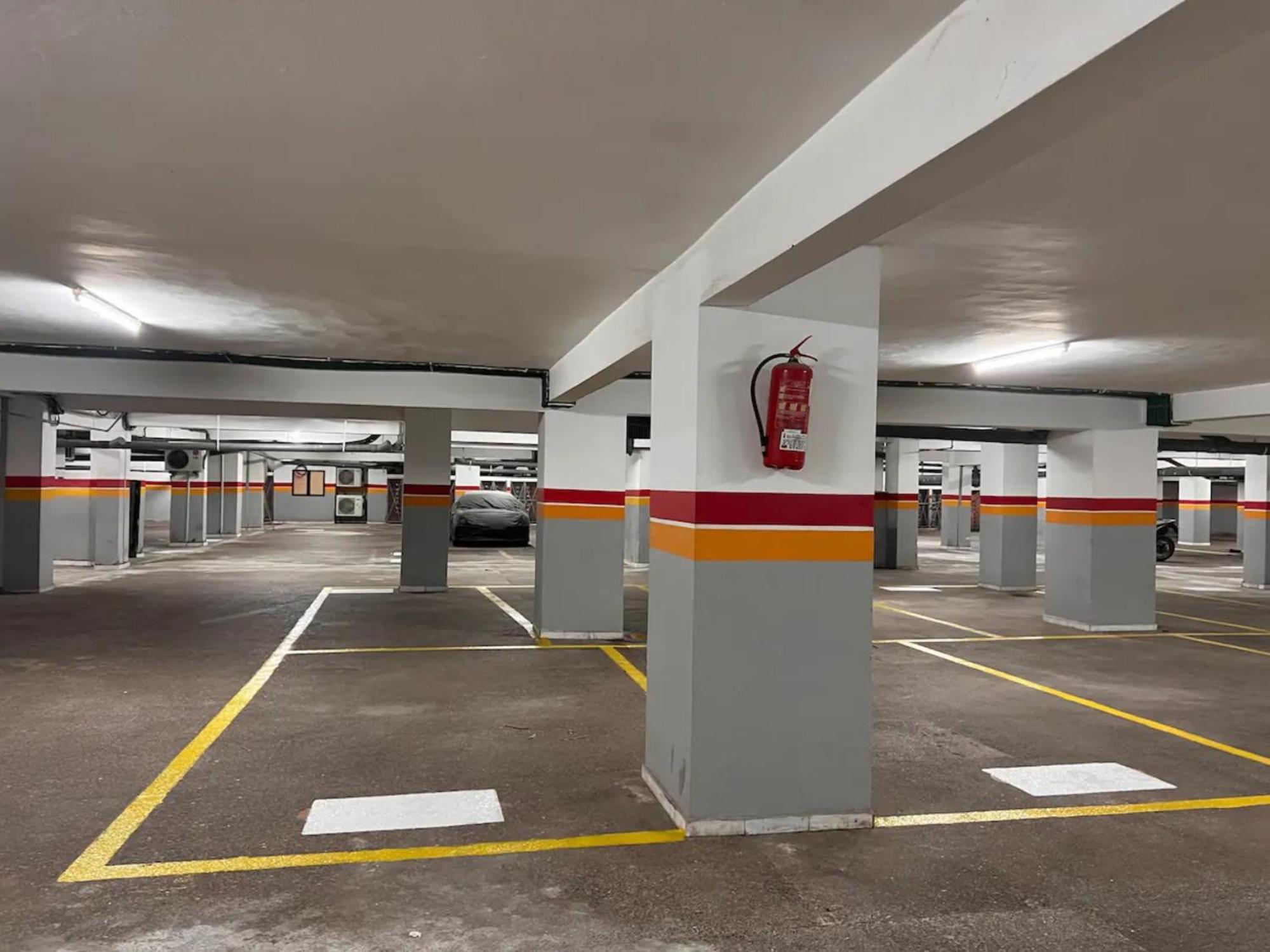 C-Appartement De Luxe Plein Centre De Gueliz Avec Piscine Parking Wifi Netflix Marrakesh Buitenkant foto