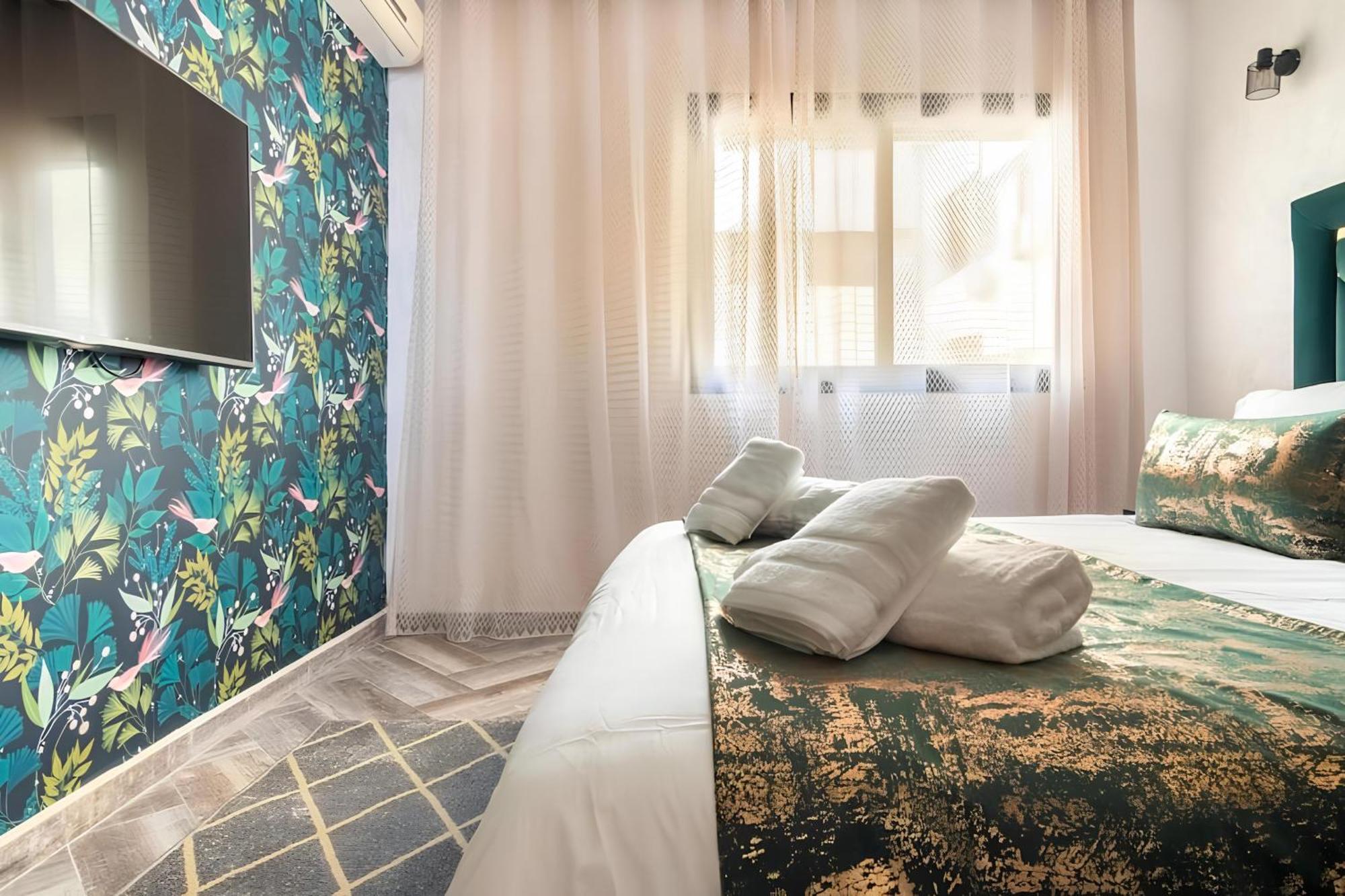 C-Appartement De Luxe Plein Centre De Gueliz Avec Piscine Parking Wifi Netflix Marrakesh Buitenkant foto