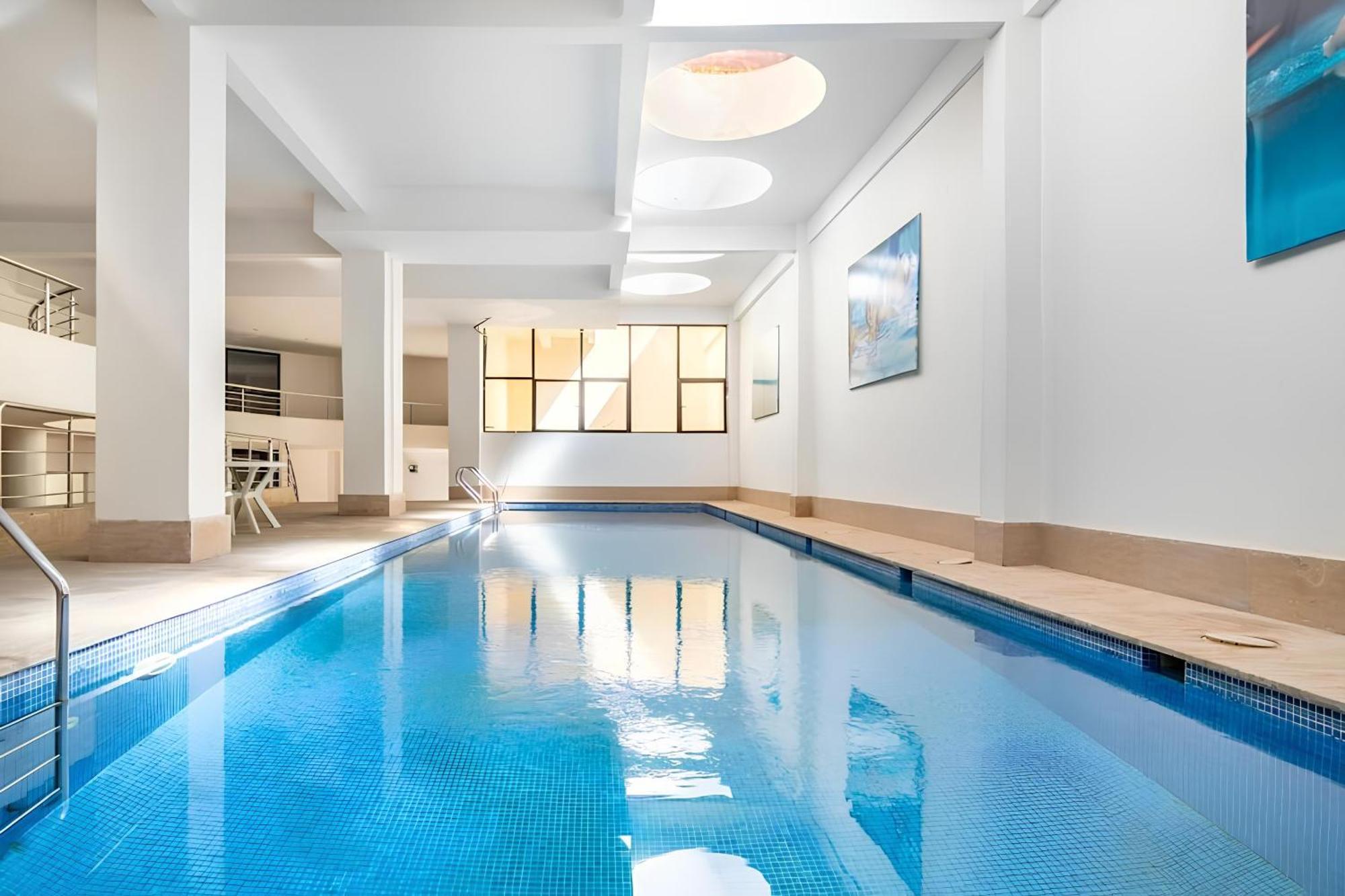 C-Appartement De Luxe Plein Centre De Gueliz Avec Piscine Parking Wifi Netflix Marrakesh Buitenkant foto