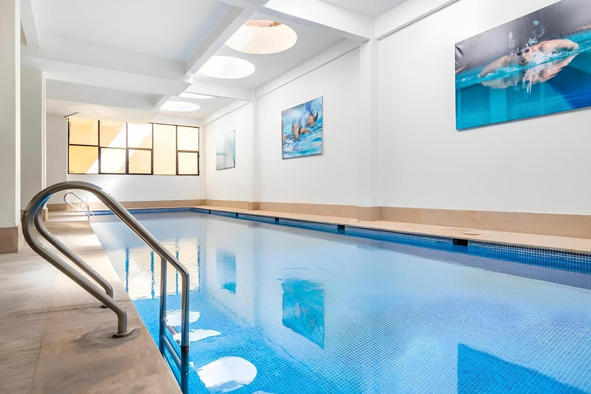 C-Appartement De Luxe Plein Centre De Gueliz Avec Piscine Parking Wifi Netflix Marrakesh Buitenkant foto