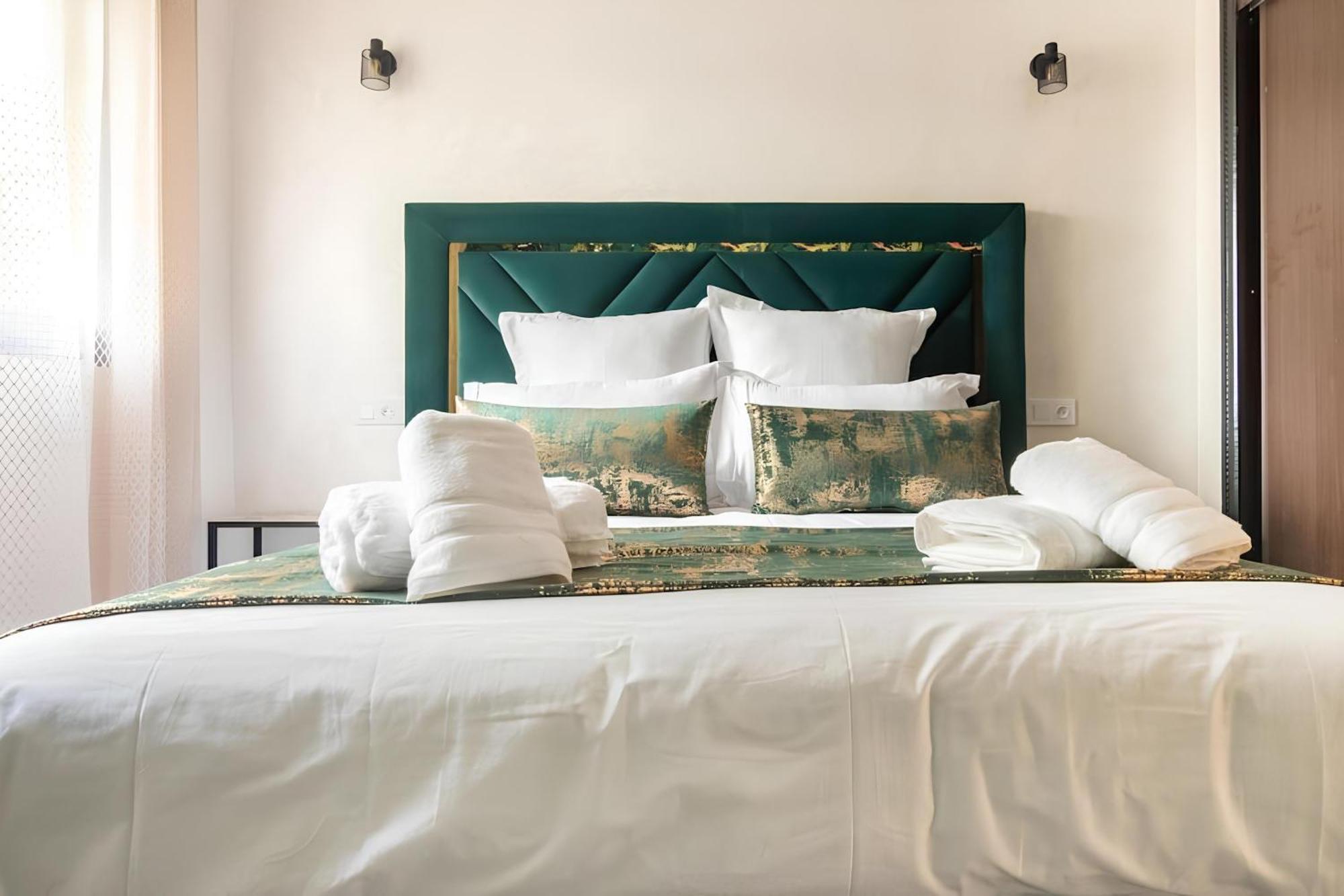 C-Appartement De Luxe Plein Centre De Gueliz Avec Piscine Parking Wifi Netflix Marrakesh Buitenkant foto